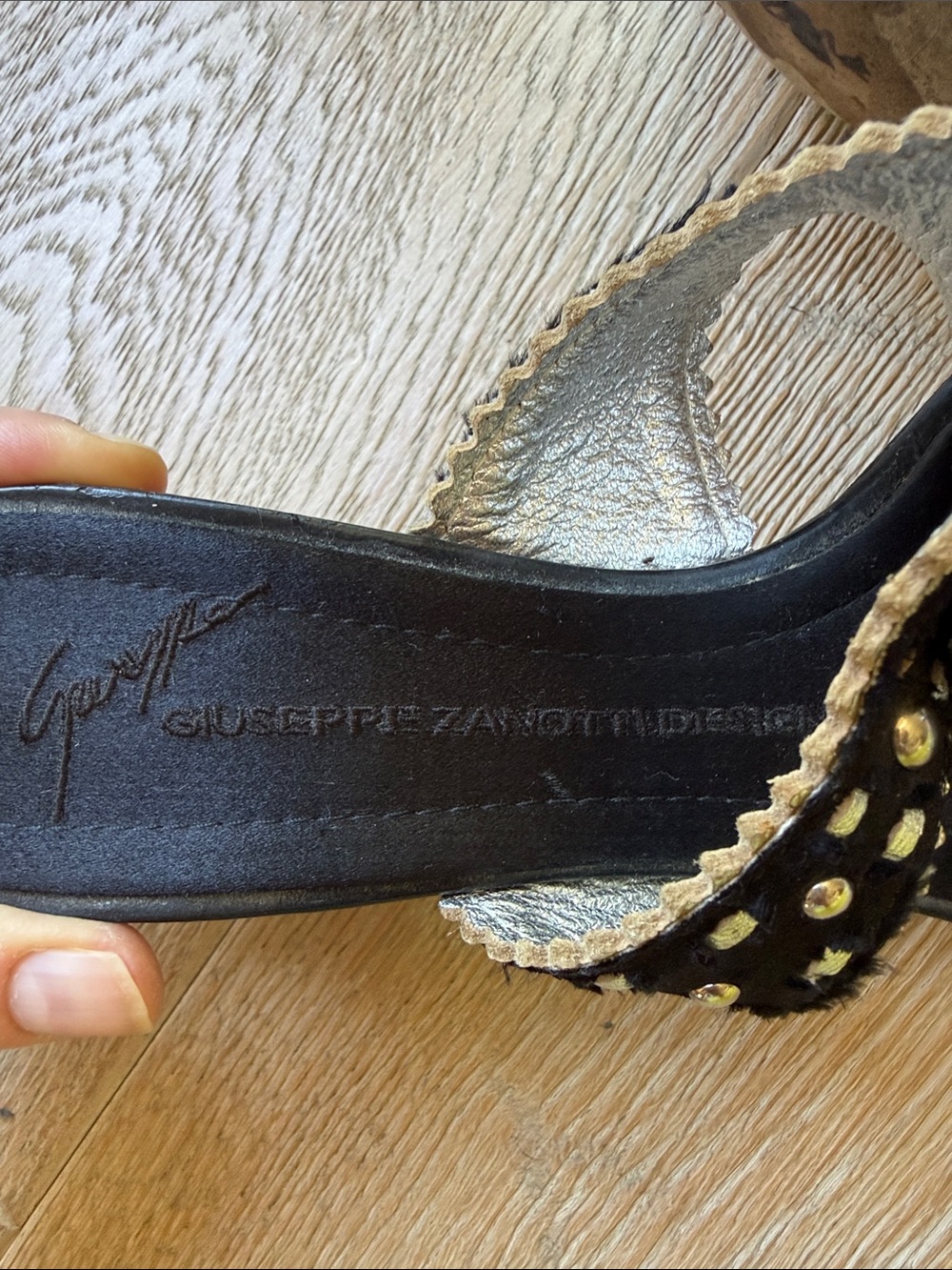 Giuseppe Zanotti Luxury Italian Black and Silver Jeweled sandals - Picture 2 of 6